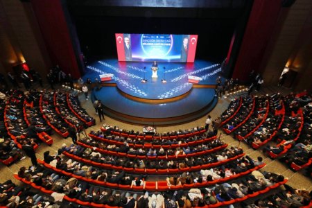 Adıgüzeller İnşaat, İpek Yolu Kariyer Fuarında