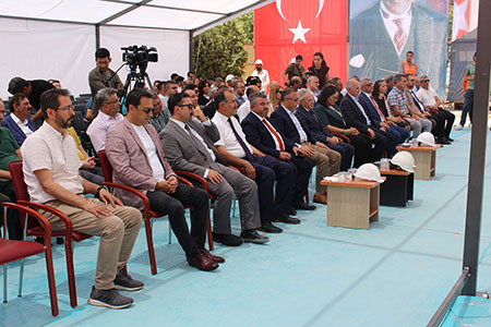Gaziantep Üniversitesi Kütüphane Temel Atma Töreni