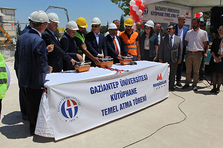 Gaziantep Üniversitesi Kütüphane Temel Atma Töreni