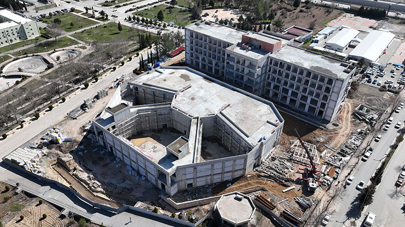 Proje:Adıyaman Üniversitesi Morfoloji ve Amfi Binası