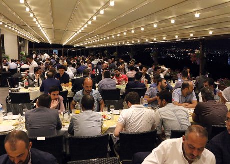 Adıgüzeller İnşaat’tan İftar Yemeği